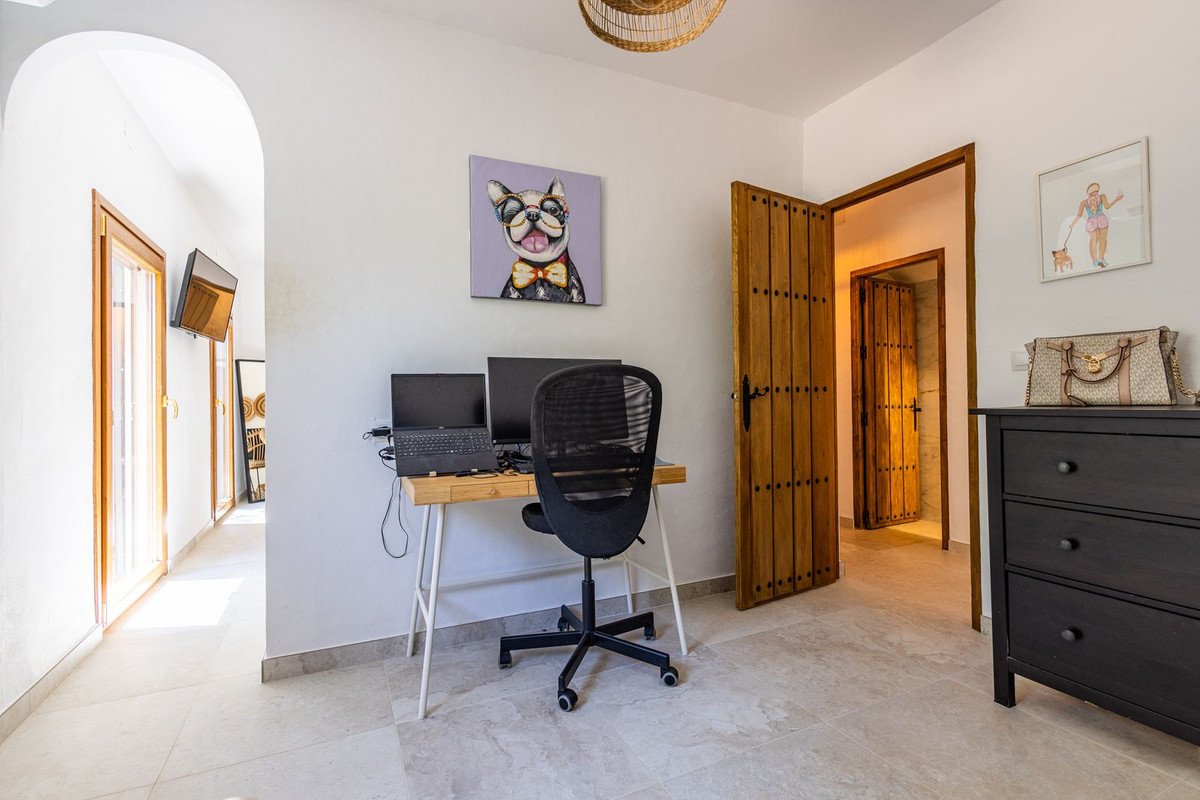 4 Bed Detached Villa in Archidona