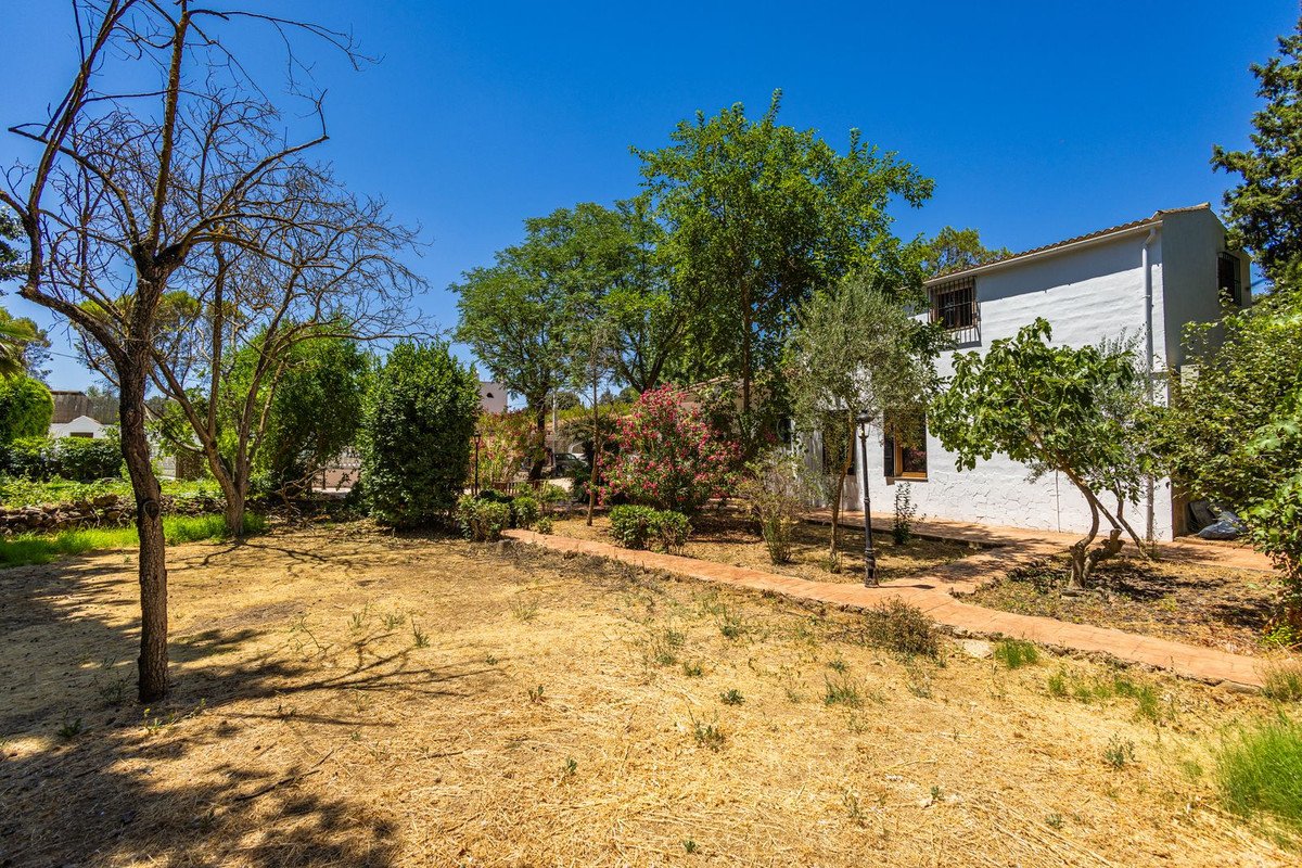 4 Bed Detached Villa in Archidona