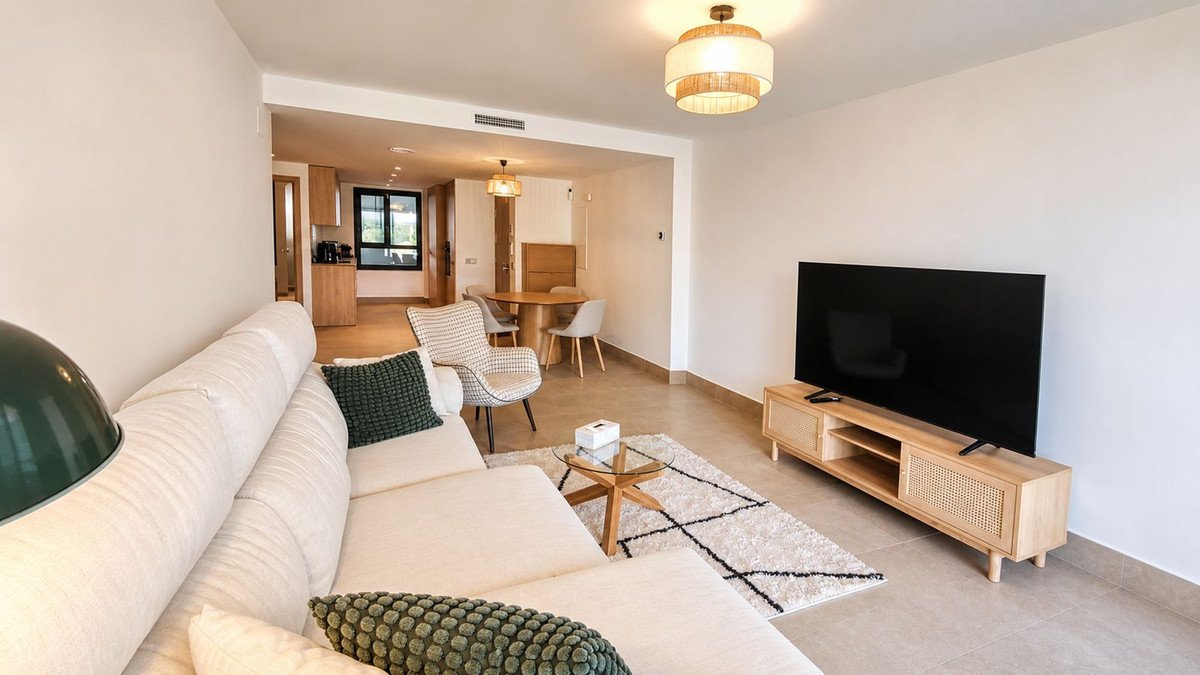2 Bed Ground Floor Apartment in Casares Playa