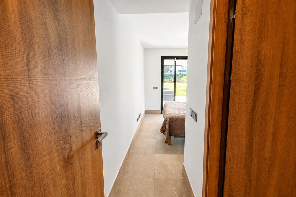 2 Bed Ground Floor Apartment in Casares Playa