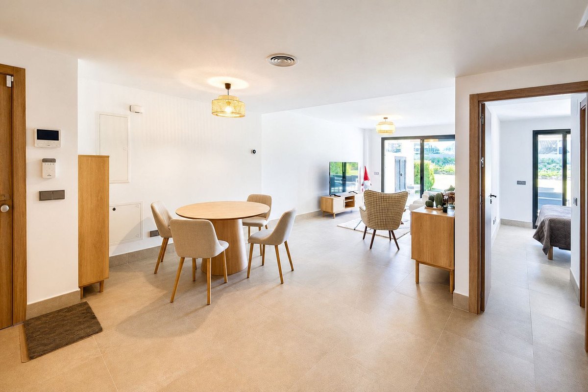2 Bed Ground Floor Apartment in Casares Playa