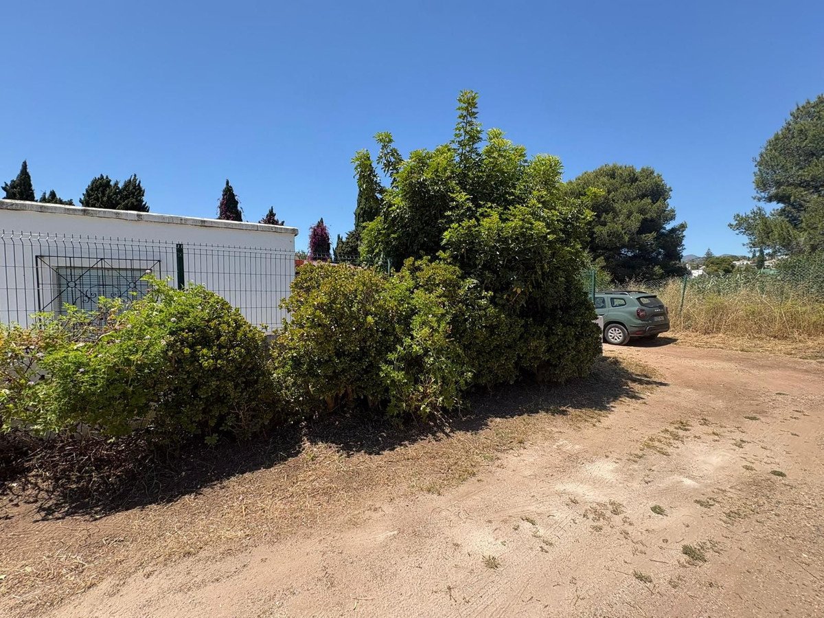 3 Bed Detached Villa in Elviria