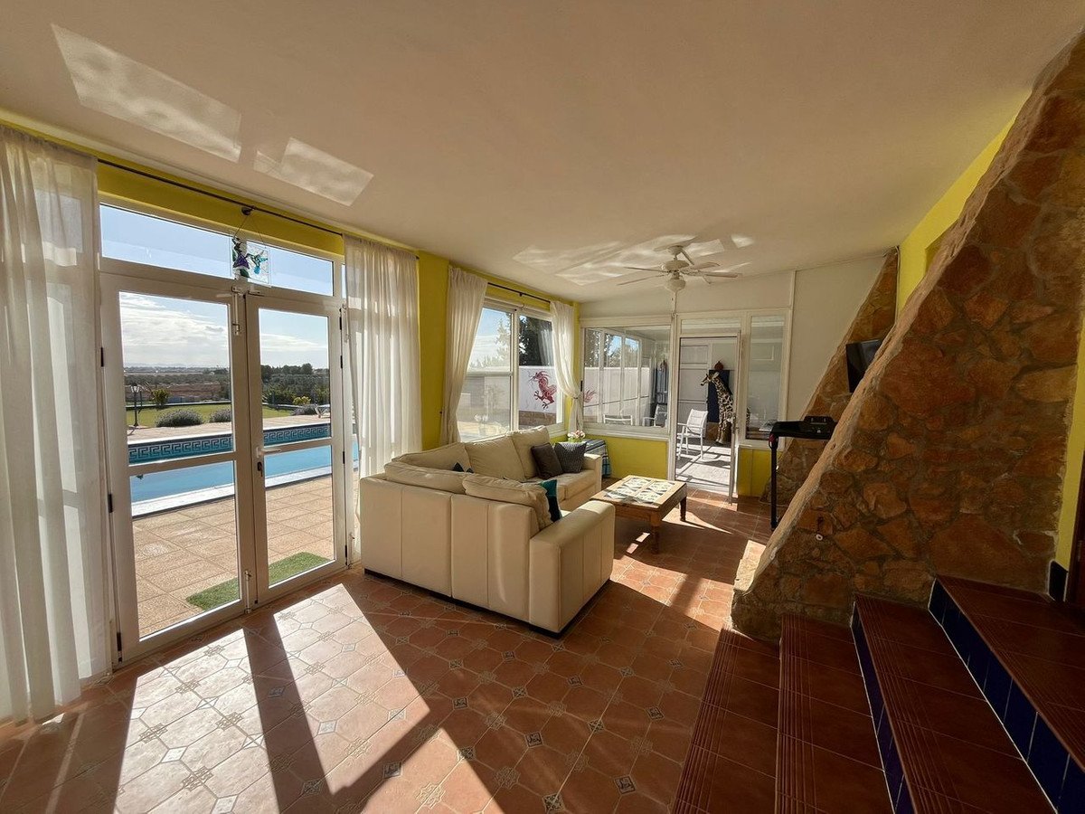 6 Bed Detached Villa in Torre-Pacheco