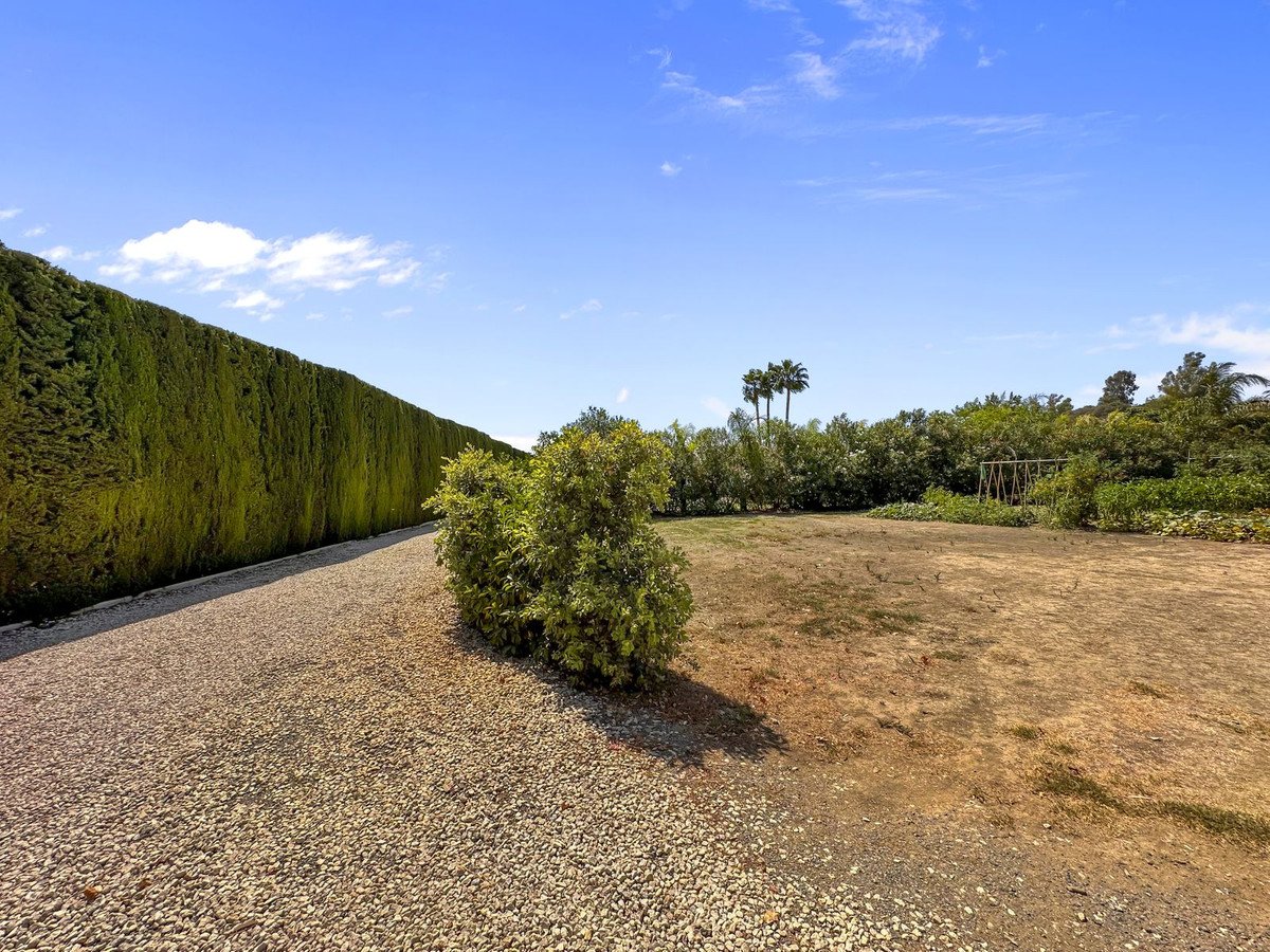 4 Bed Detached Villa in San Martín de Tesorillo