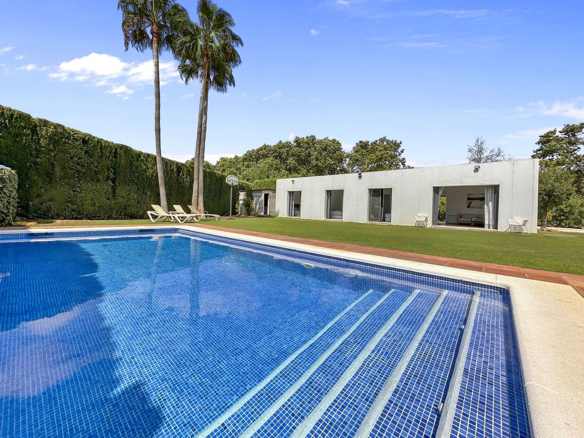 4 Bed Detached Villa in San Martín de Tesorillo