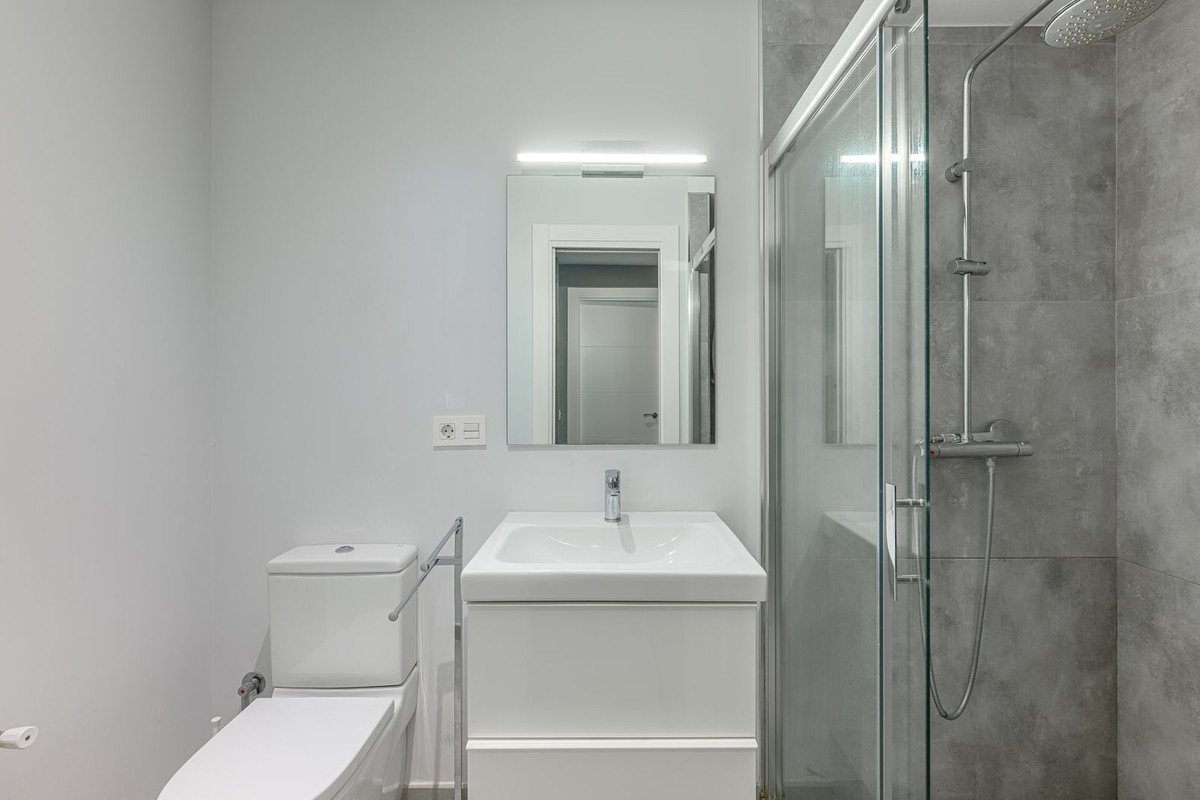 2 Bed Ground Floor Apartment in Puerto Banús