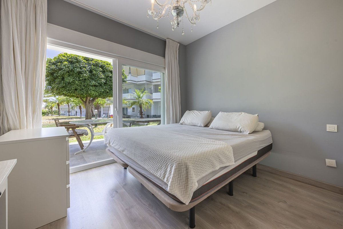 2 Bed Ground Floor Apartment in Puerto Banús
