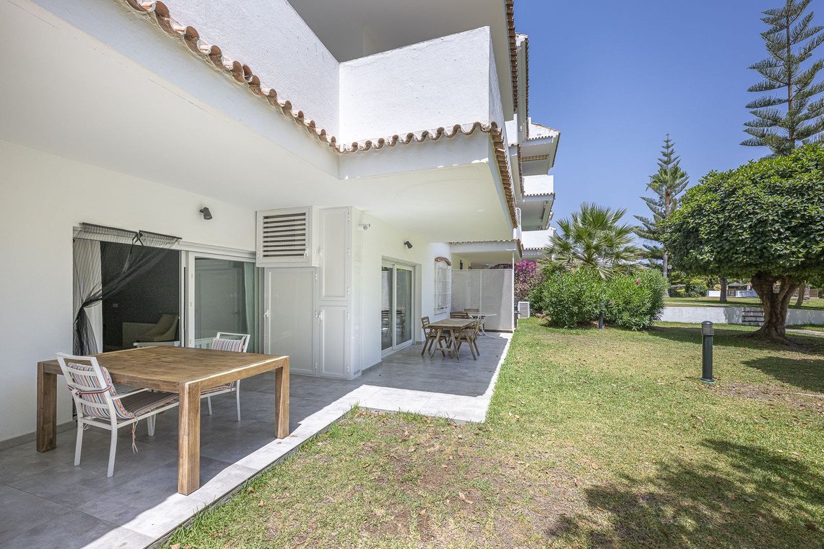 2 Bed Ground Floor Apartment in Puerto Banús