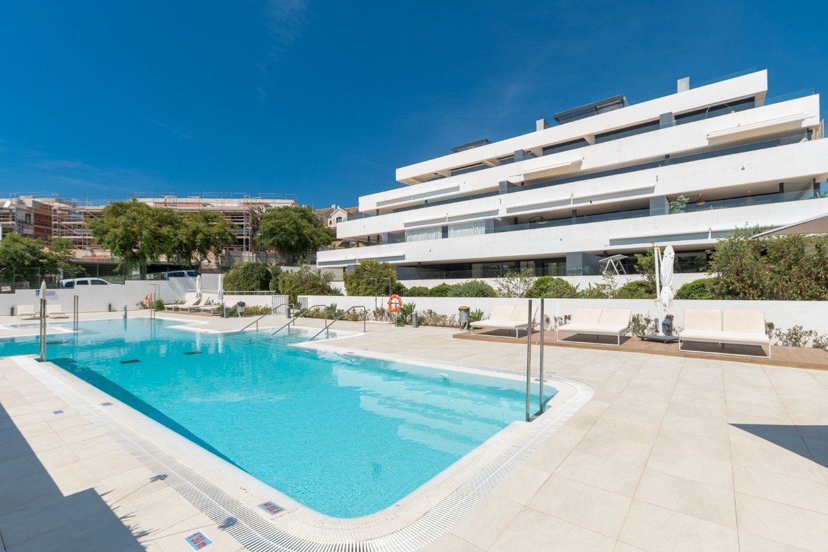3 Bed Ground Floor Apartment in Estepona