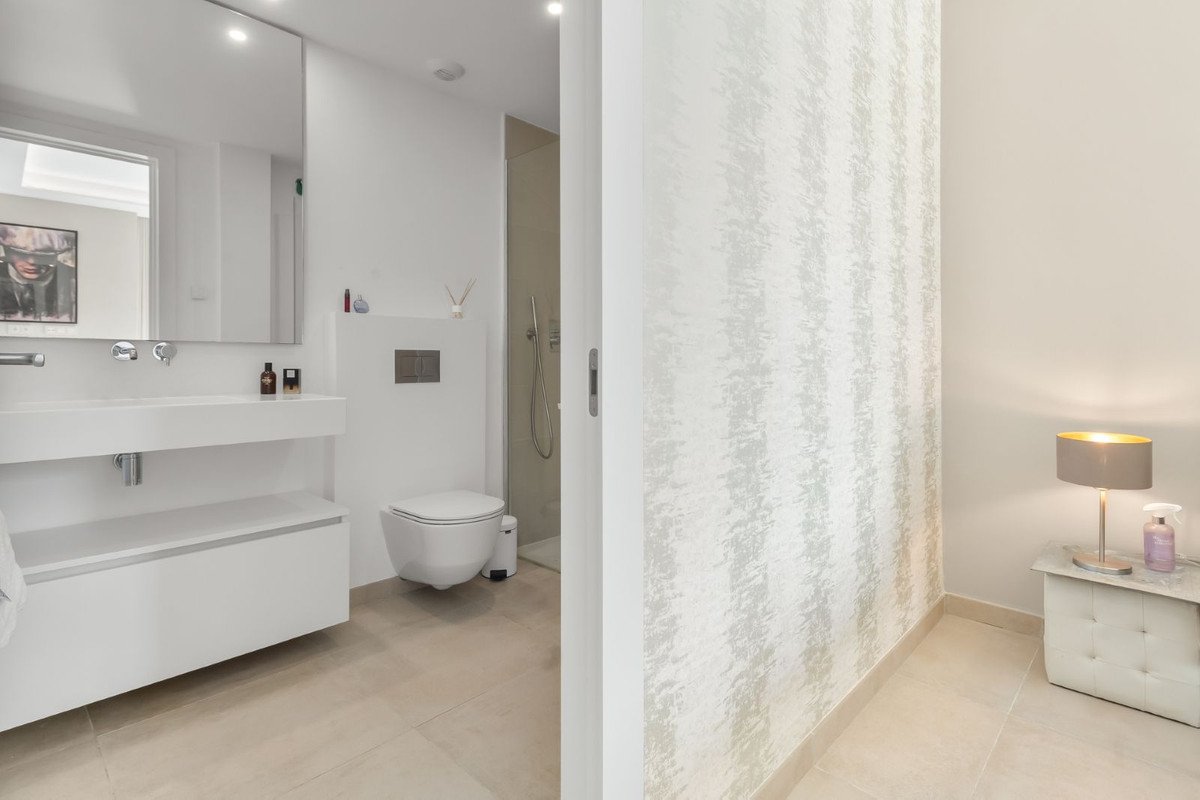3 Bed Ground Floor Apartment in Estepona