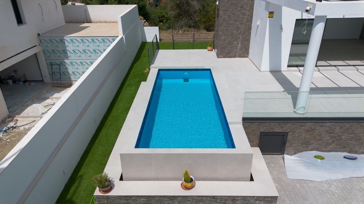 4 Bed Detached Villa in Mijas