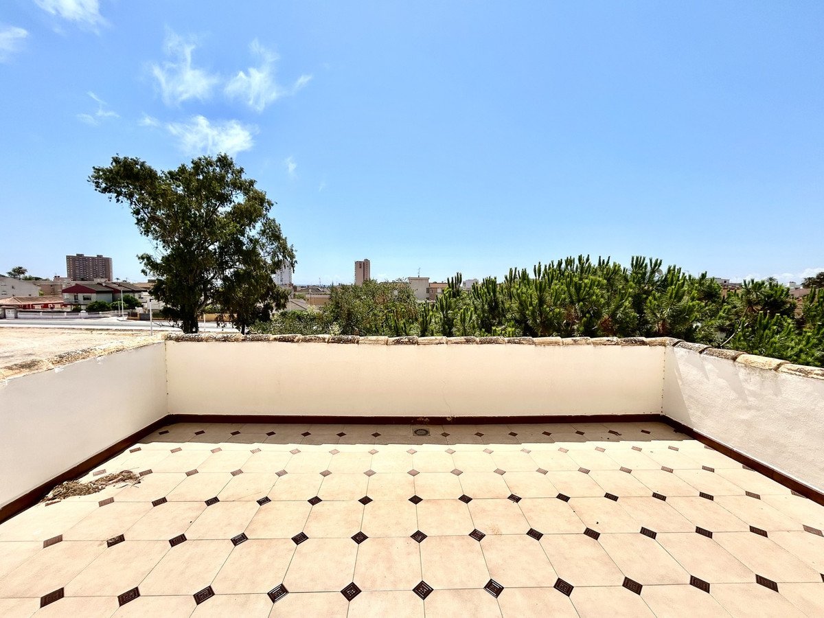 4 Bed Detached Villa in Santiago de la Ribera