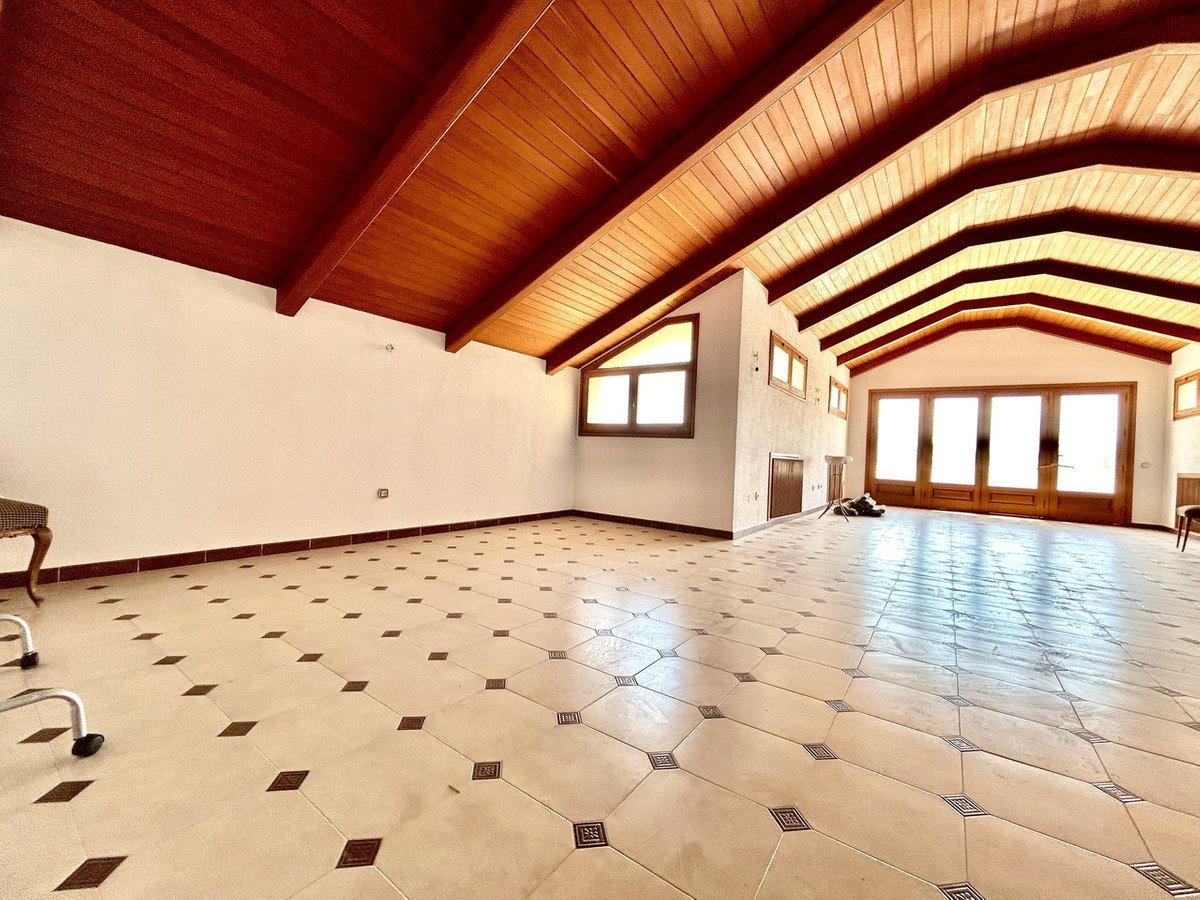 4 Bed Detached Villa in Santiago de la Ribera