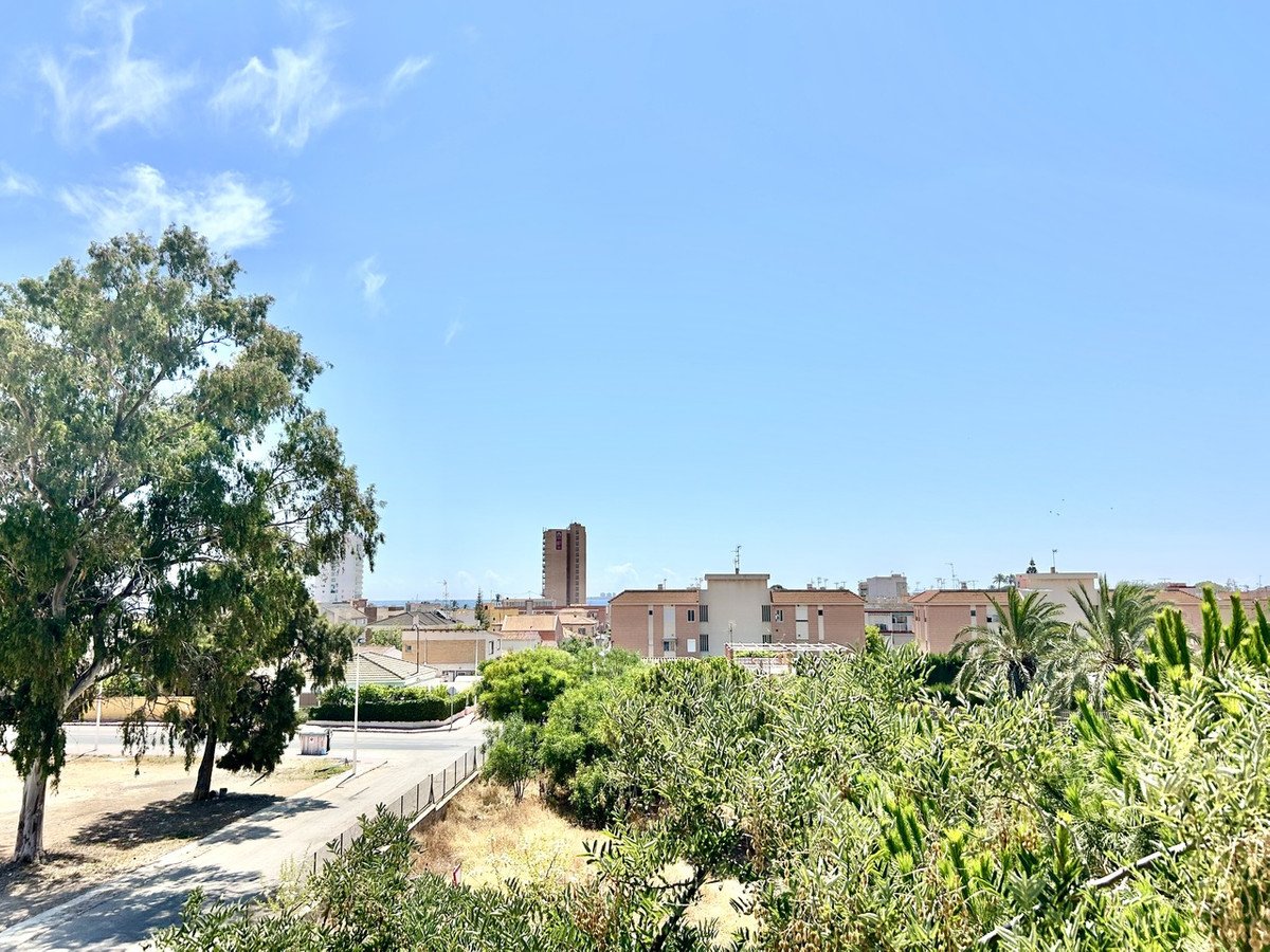 4 Bed Detached Villa in Santiago de la Ribera
