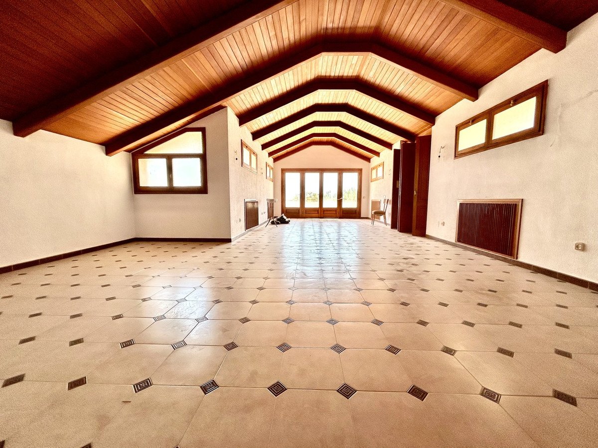 4 Bed Detached Villa in Santiago de la Ribera