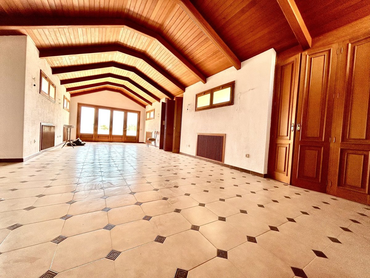 4 Bed Detached Villa in Santiago de la Ribera