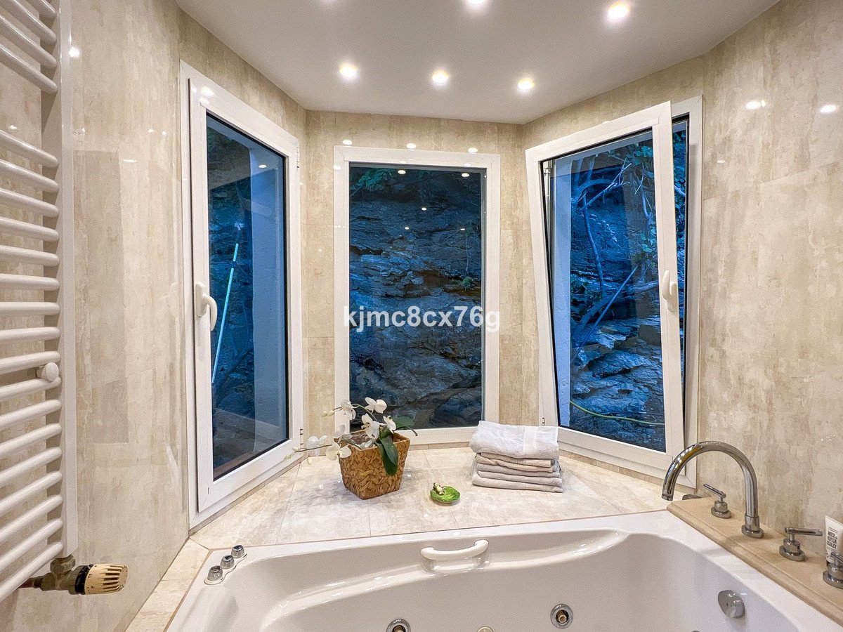 3 Bed Detached Villa in Mijas
