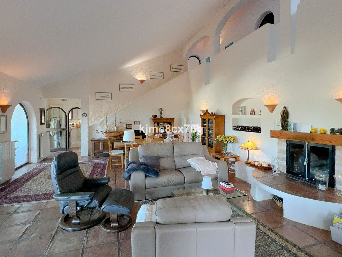 3 Bed Detached Villa in Mijas