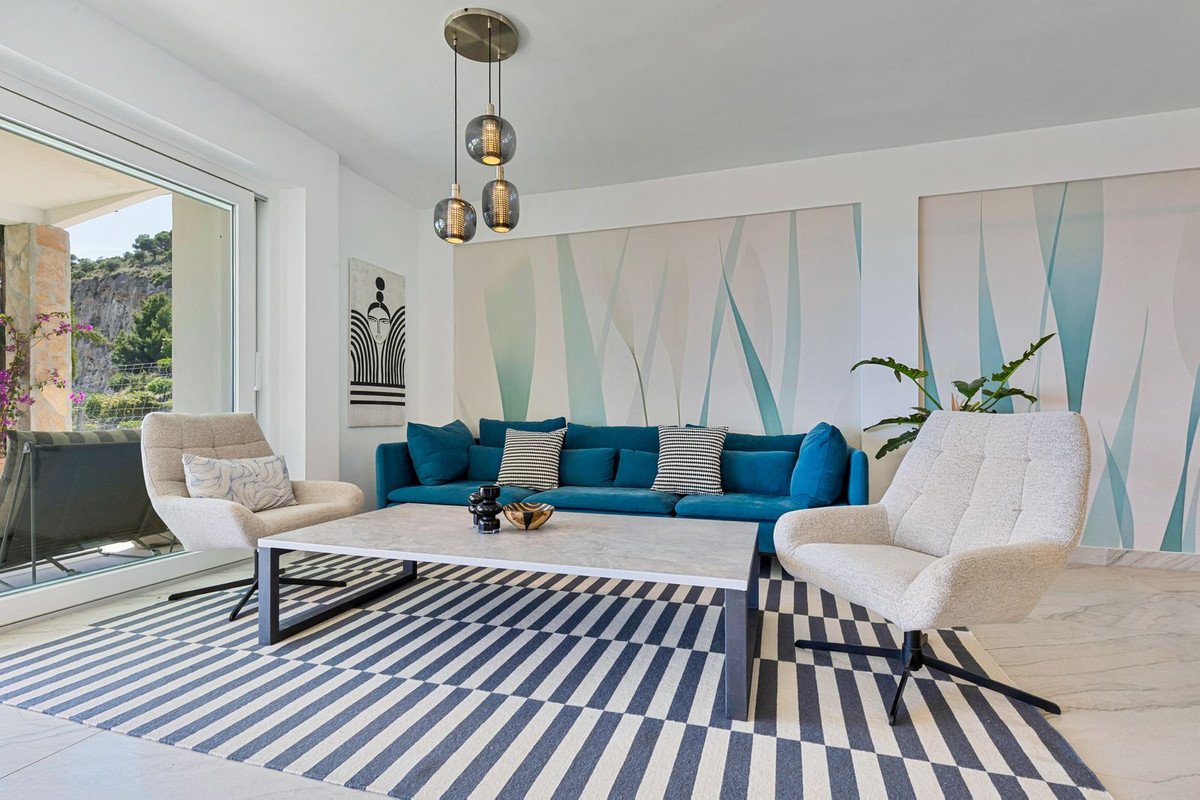 4 Bed Semi-Detached House in Marbella
