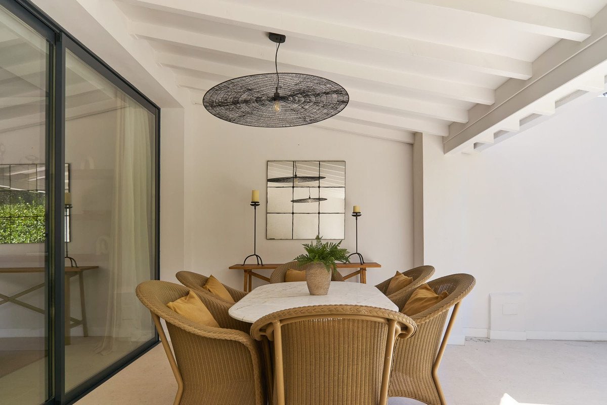 4 Bed Townhouse in Nueva Andalucía
