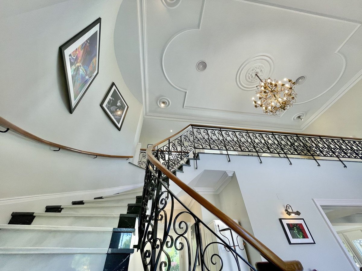 6 Bed Detached Villa in Alicante