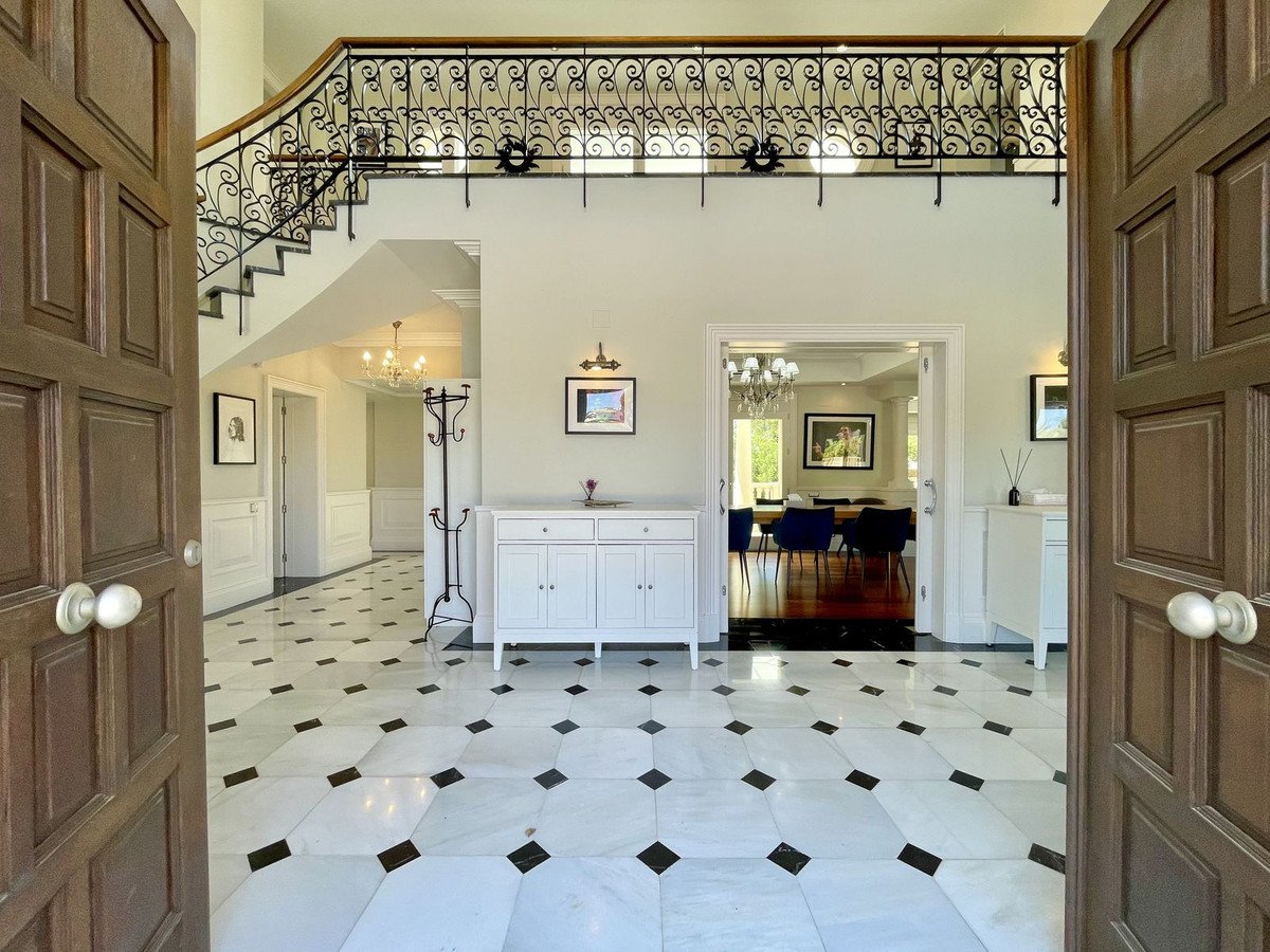 6 Bed Detached Villa in Alicante