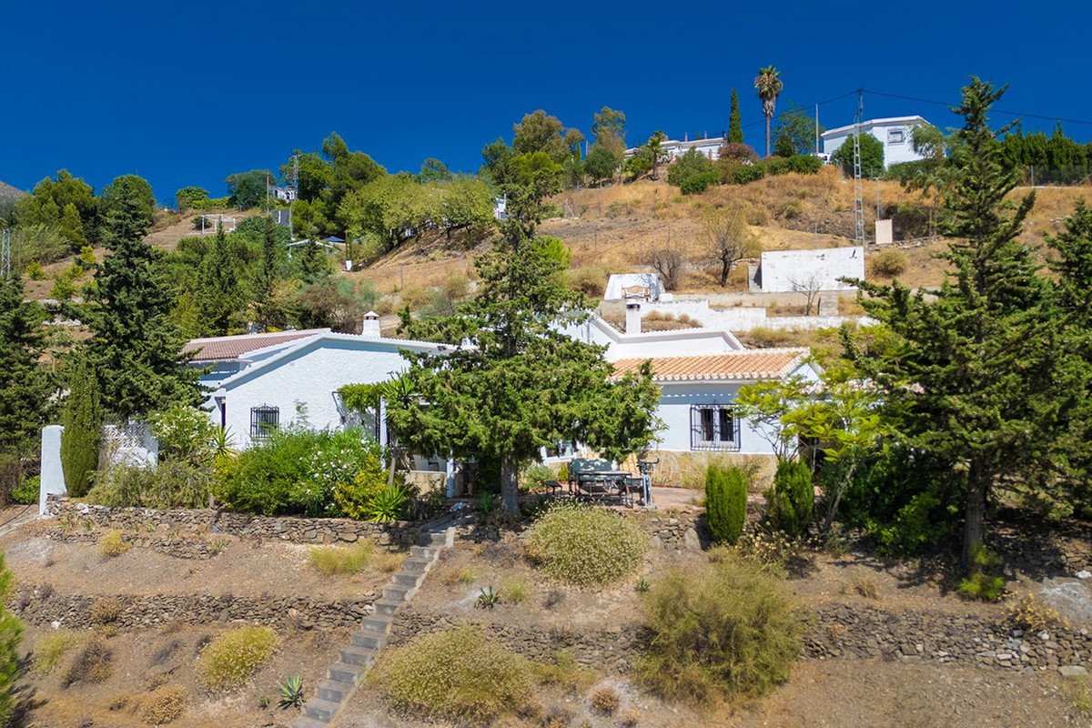 4 Bed Detached Villa in Cómpeta