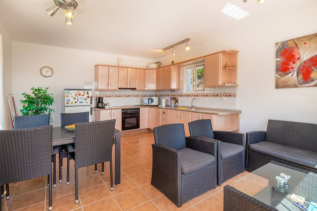 4 Bed Detached Villa in Cómpeta