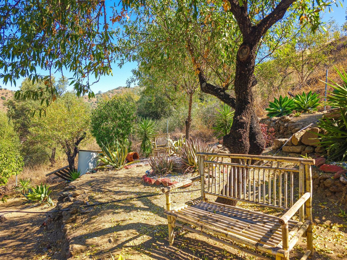 3 Bed Detached Villa in Arenas