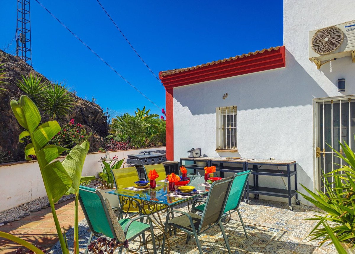 3 Bed Detached Villa in Arenas