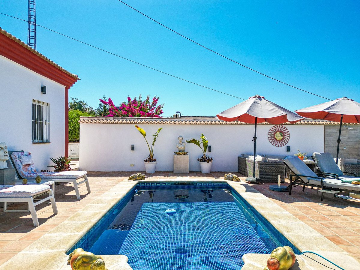 3 Bed Detached Villa in Arenas
