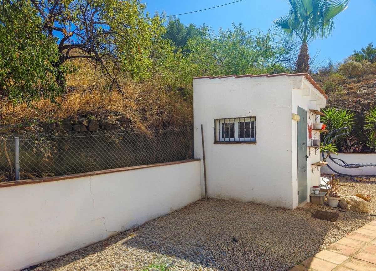 3 Bed Detached Villa in Arenas