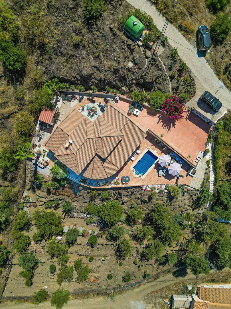 3 Bed Detached Villa in Arenas