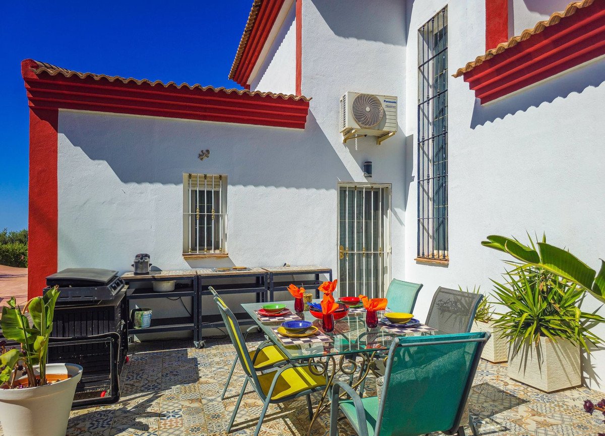 3 Bed Detached Villa in Arenas
