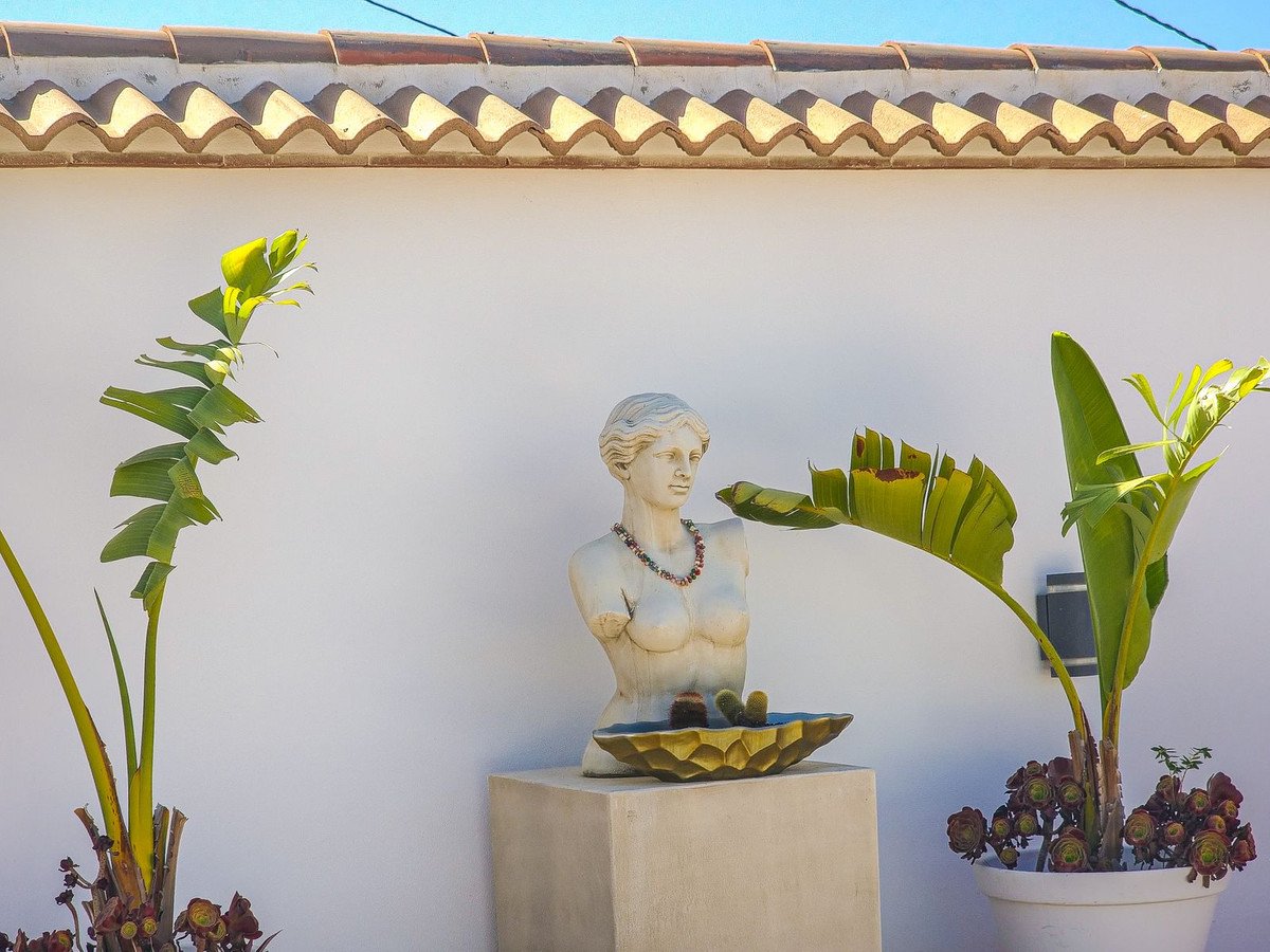 3 Bed Detached Villa in Arenas