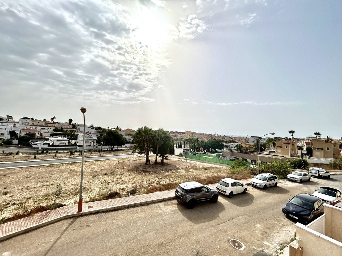 2 Bed Detached Villa in Villamartin