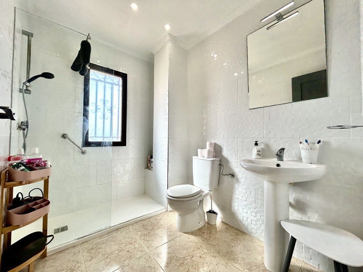 2 Bed Detached Villa in Villamartin