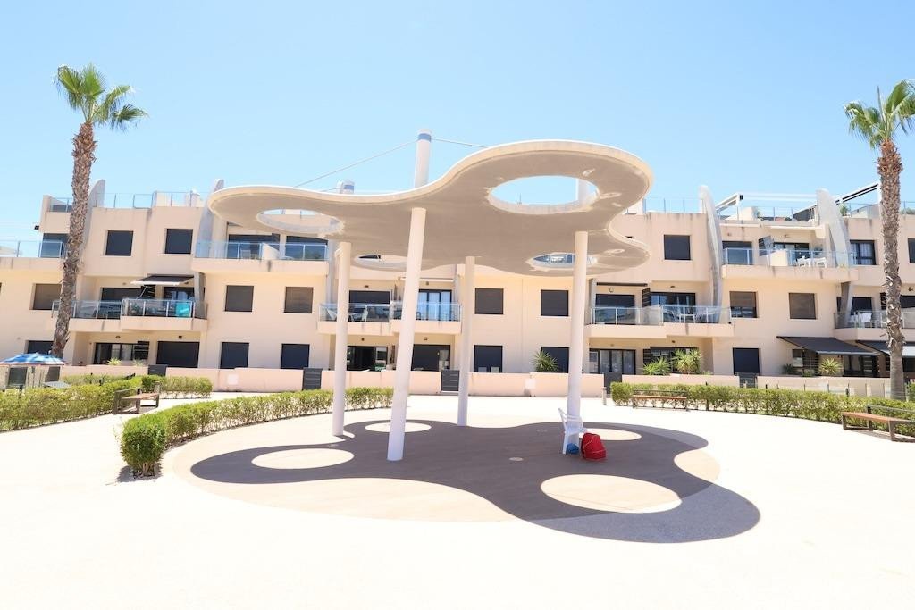 2 Bed Ground Floor Apartment in Torre de la Horadada