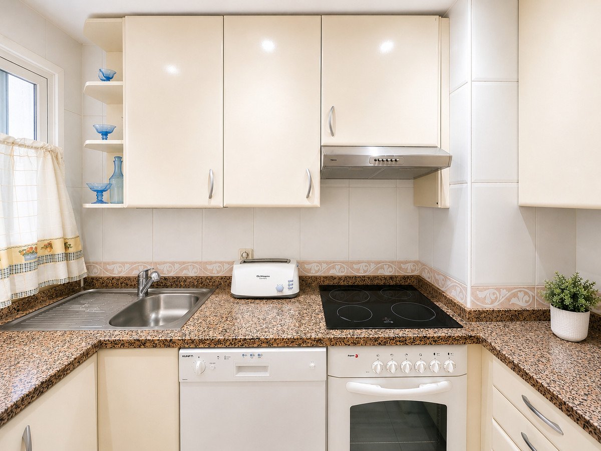 2 Bed Ground Floor Apartment in San Pedro de Alcántara