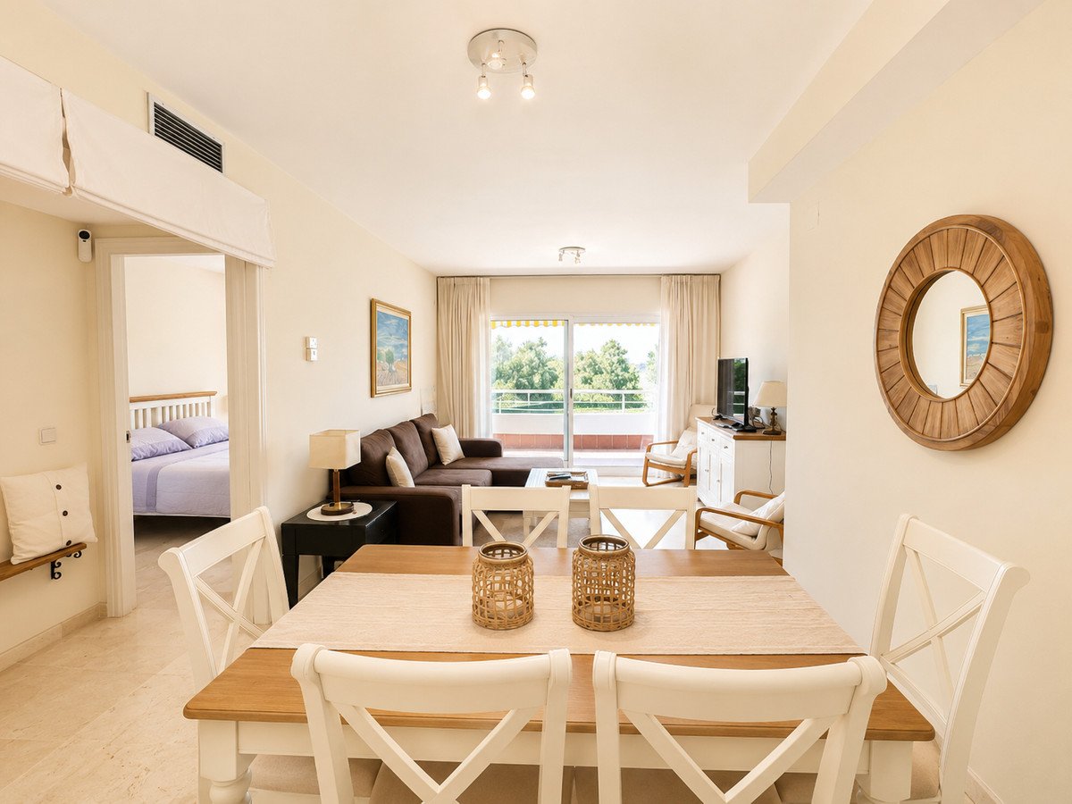 2 Bed Ground Floor Apartment in San Pedro de Alcántara