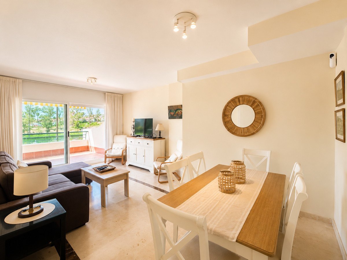 2 Bed Ground Floor Apartment in San Pedro de Alcántara