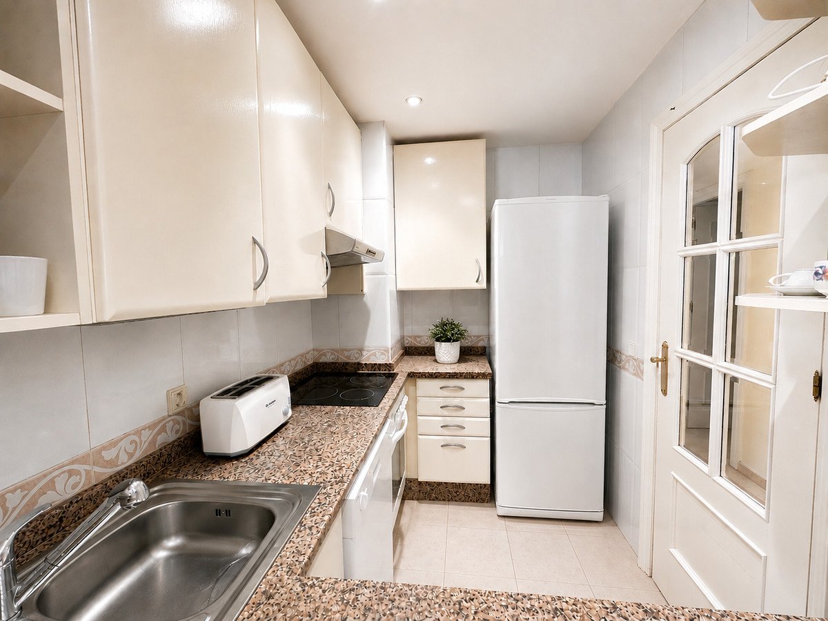 2 Bed Ground Floor Apartment in San Pedro de Alcántara