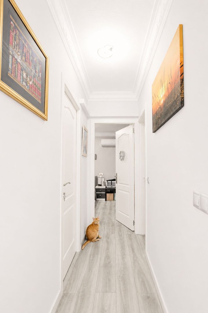 2 Bed Middle Floor Apartment in Calahonda
