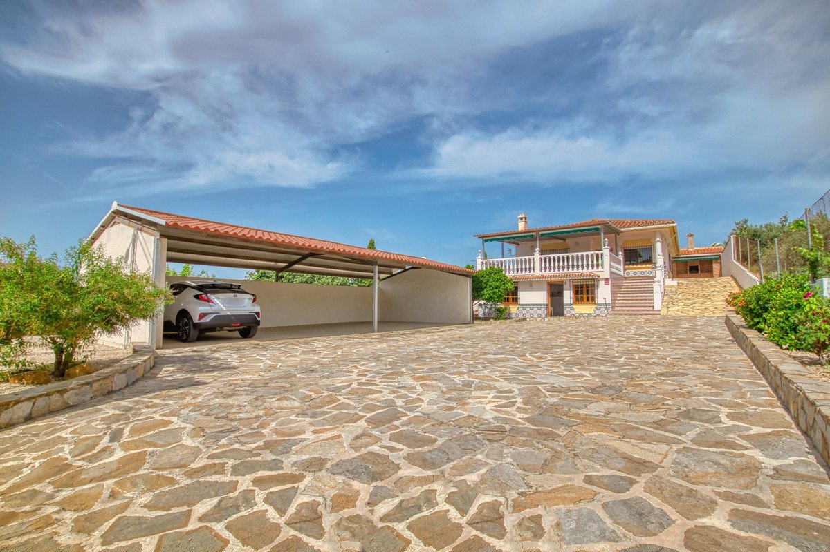 4 Bed Finca - Cortijo in Periana
