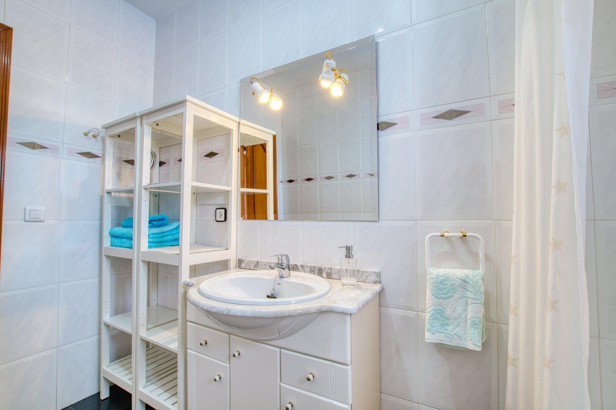 4 Bed Finca - Cortijo in Periana