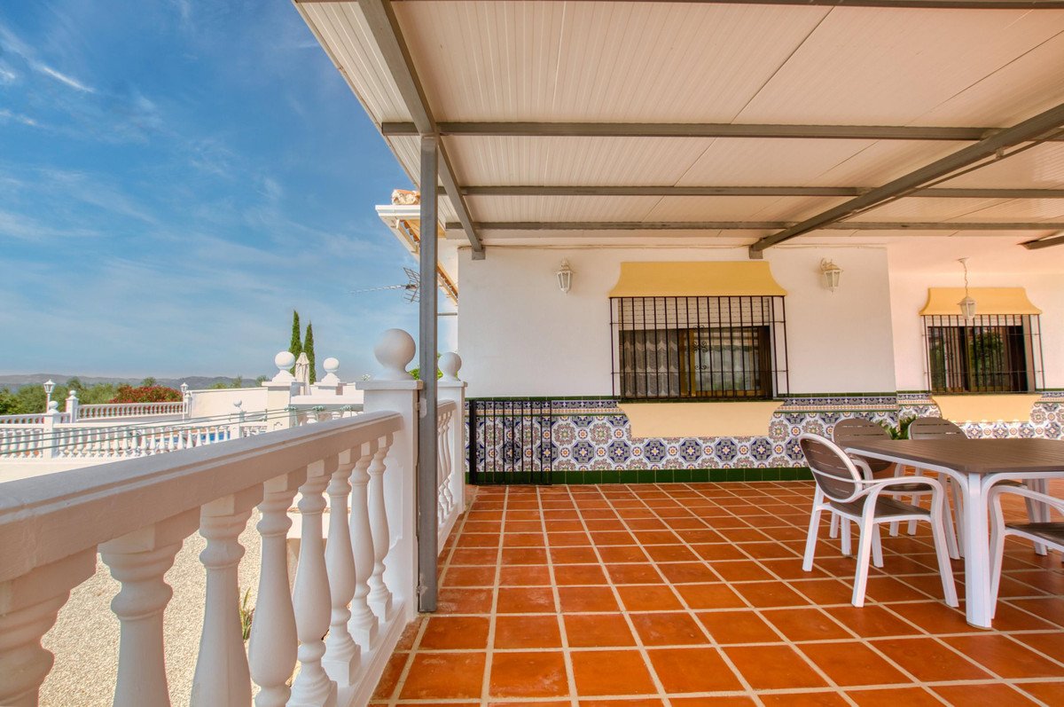 4 Bed Finca - Cortijo in Periana