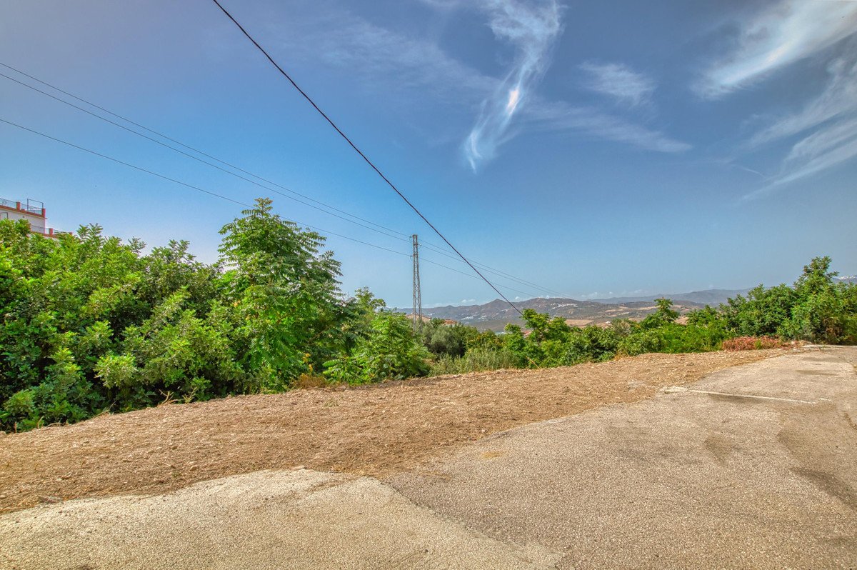4 Bed Finca - Cortijo in Periana