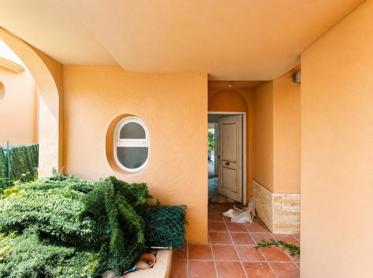 3 Bed Detached Villa in Riviera del Sol