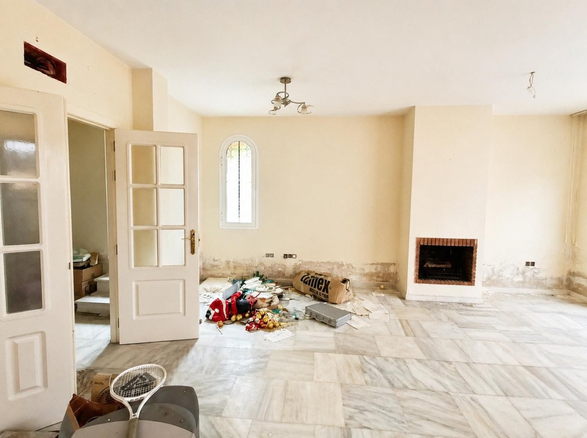 3 Bed Detached Villa in Riviera del Sol