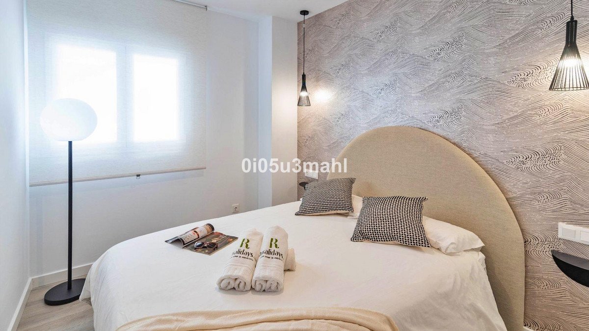 3 Bed Middle Floor Apartment in Rincón de la Victoria